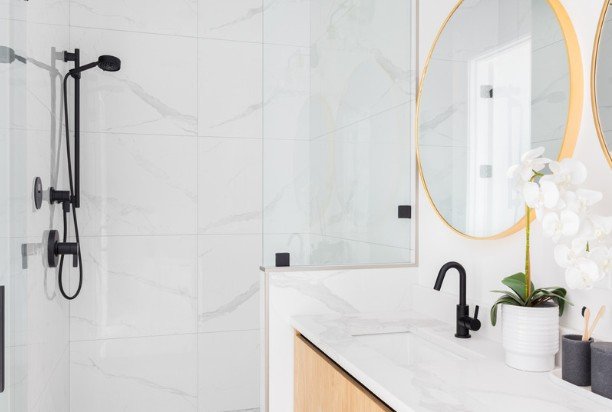What Strong Remodeling Operators Think Through Before the First Tile Is Set